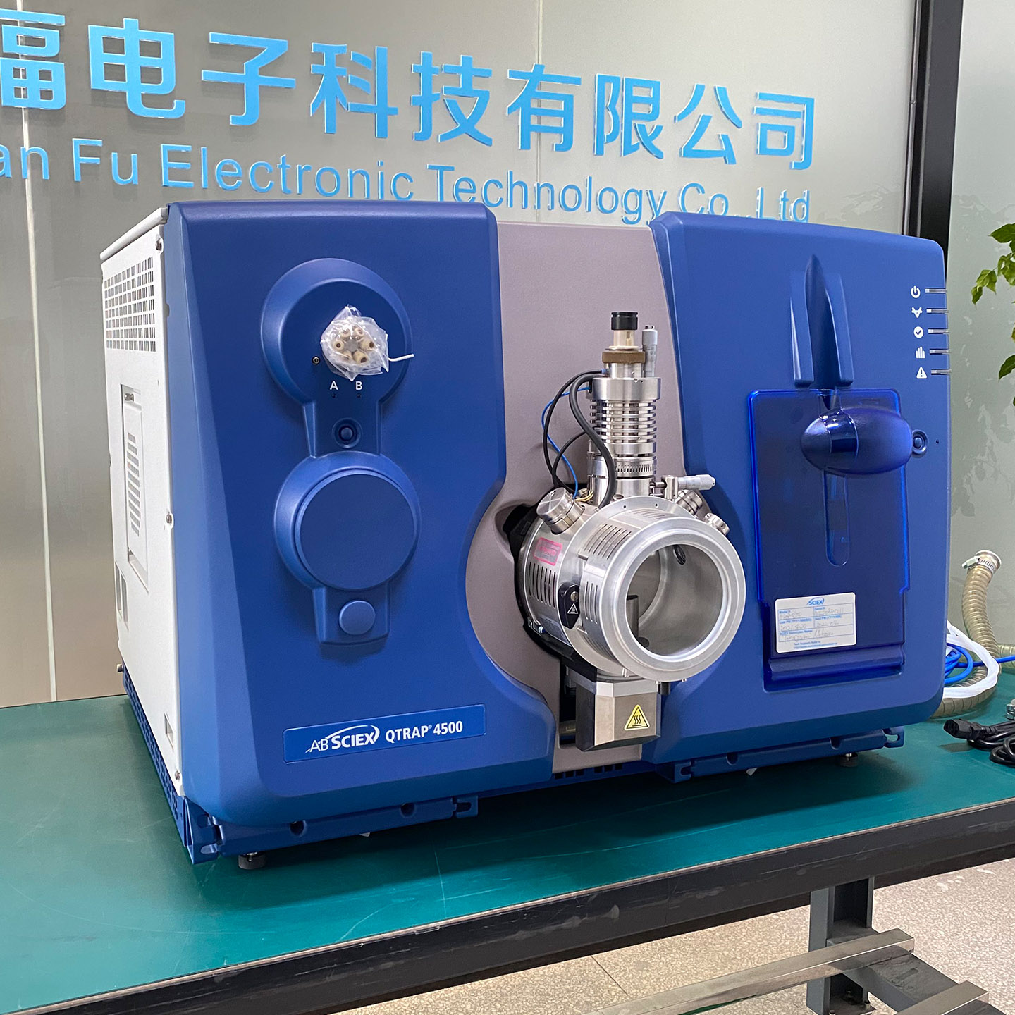 SCIEX QTRAP 4500 三重四极杆-线性离子阱液质联用仪 LC-MS/MS｜上海善福电子