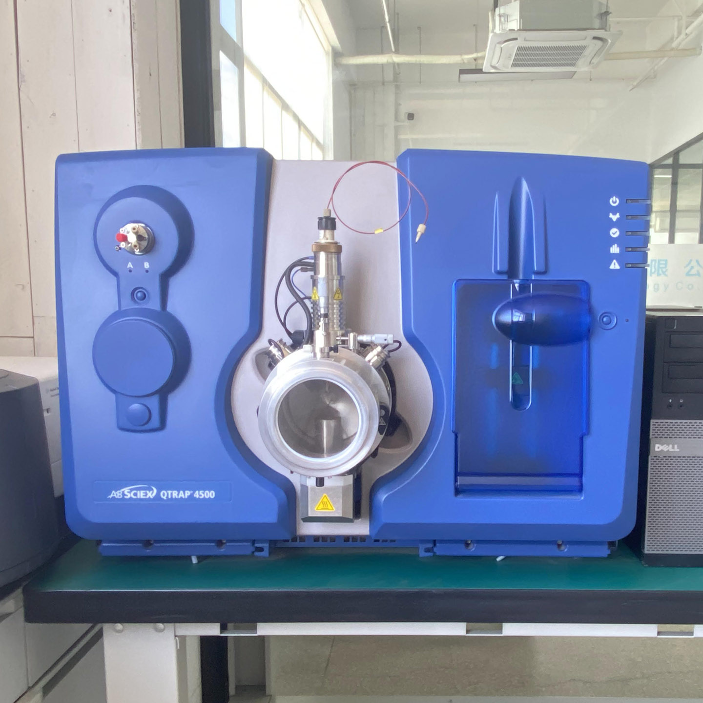 SCIEX QTRAP 4500 三重四极杆-线性离子阱液质联用仪 整机前视 实拍