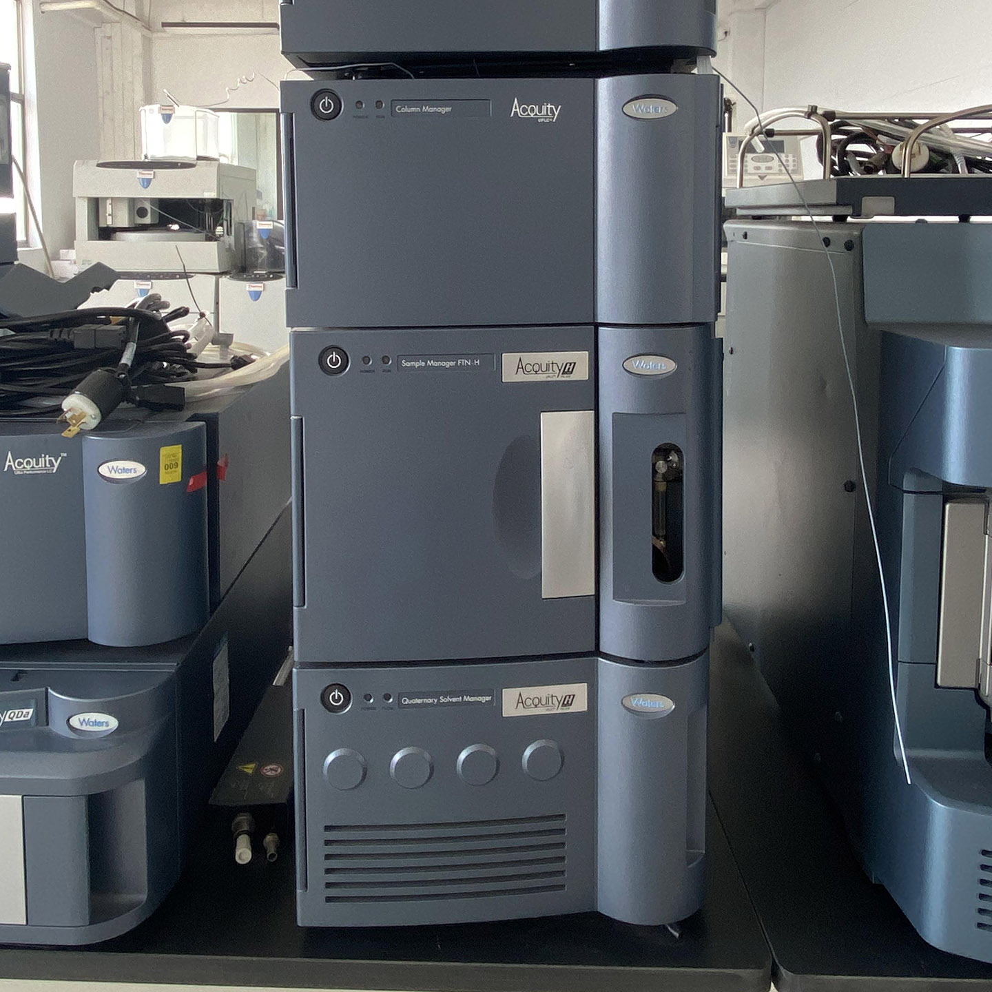 Waters ACQUITY UPLC H-Class PLUS 液相色谱系统 模块堆叠 整机实拍