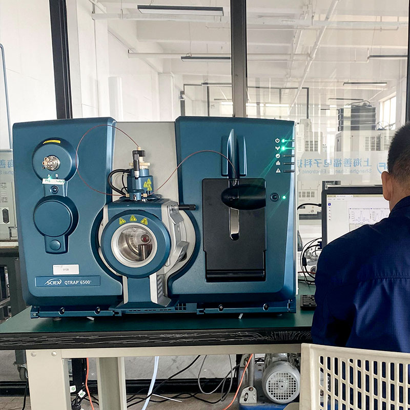 Sciex Qtrap 6500 plus 001.jpg Sciex Qtrap 6500 plus 001.jpg